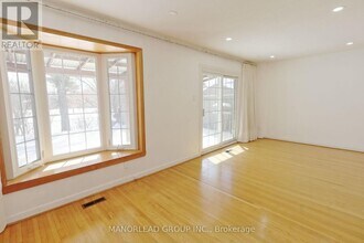 117 Crockamhill Dr in Toronto, ON - Building Photo - Building Photo