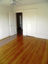 1096 West Blvd, Unit 1096 West Front unit in Los Angeles, CA - Building Photo - Building Photo