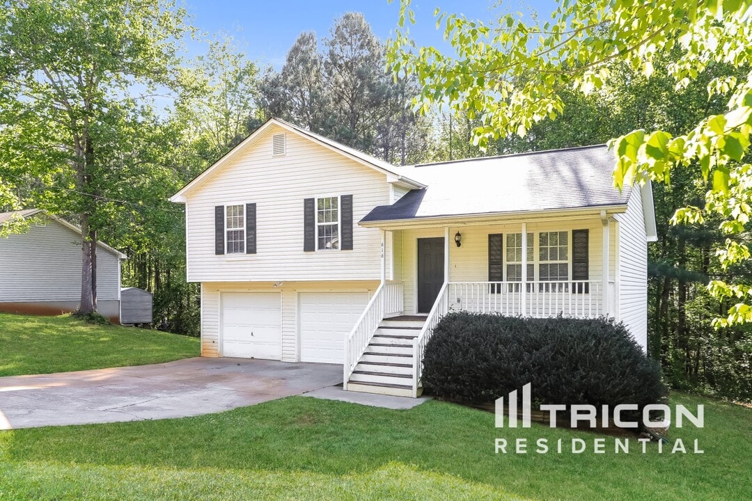 616 Southern Trace Dr in Rockmart, GA - Building Photo