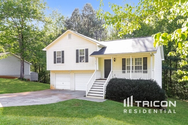 property at 616 Southern Trace Dr