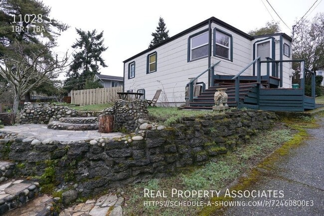 property at 11028 17th Ave SW