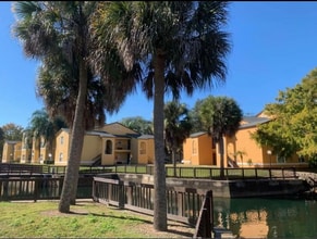 4518 Commander Dr in Orlando, FL - Building Photo - Building Photo