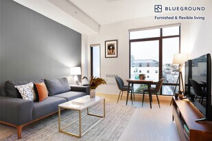 24 Franklin St in San Francisco, CA - Building Photo