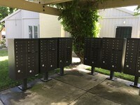 Building Photo - Veranda at the Park Apartamentos in Sacramento, California