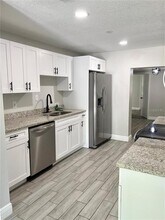 4203 E Yukon St in Tampa, FL - Building Photo - Building Photo