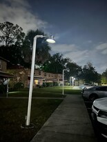 1110 Ellis Rd S in Jacksonville, FL - Building Photo