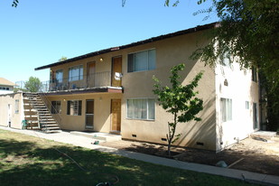 5753 Almaden Rd Apartamentos