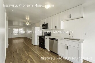 7375 S Highland Dr in Cottonwood Heights, UT - Building Photo - Building Photo