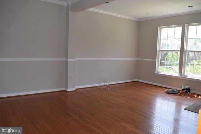 property at 9333 Maxwell Ct