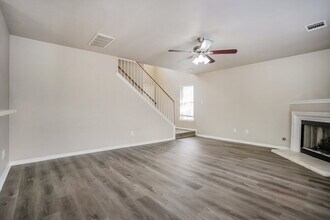 15524 Sarah's Creek Dr in Pflugerville, TX - Building Photo - Building Photo