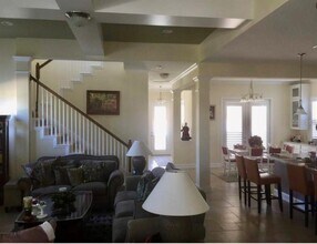 8549 Laureate Blvd in Orlando, FL - Building Photo - Building Photo