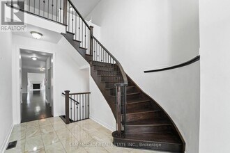 26 Montpelier St in Brampton, ON - Building Photo - Building Photo