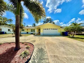 1145 Stewart Dr in Dunedin, FL - Building Photo
