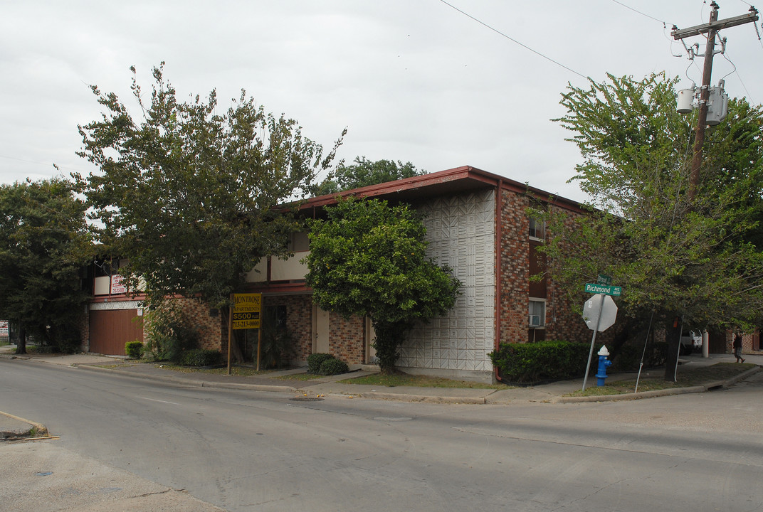 Richmond Terrace Apartments in Houston, TX - Building Photo