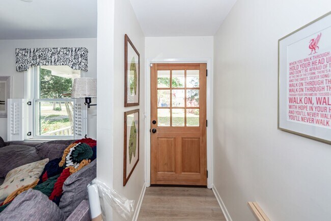 2045 Lake Ave in Charleston, SC - Building Photo - Building Photo