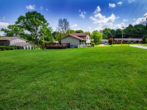 11001 Roane Dr in Knoxville, TN - Building Photo - Building Photo
