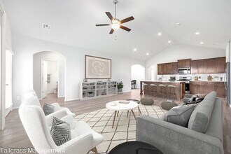 10606 N 117th E Pl in Owasso, OK - Building Photo - Building Photo