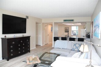 3600 Bal Harbor Blvd in Punta Gorda, FL - Building Photo - Building Photo