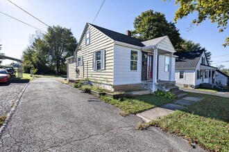 211 N Mantle Ave in Elizabethtown, KY - Building Photo - Building Photo