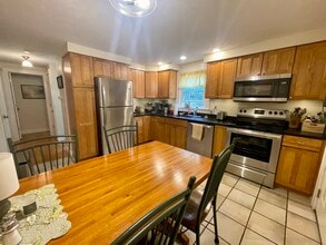 22 Carol Dr in Tolland, CT - Building Photo - Building Photo