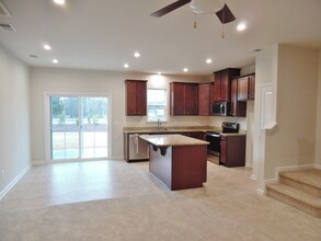 111 Roundtree Dr in Simpsonville, SC - Building Photo - Building Photo