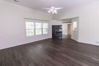 3700 Wakefield Dr in Columbia, MO - Building Photo - Building Photo