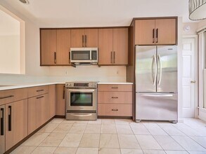 1339 Templeton Pl in Rockville, MD - Building Photo - Building Photo