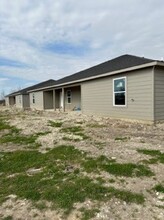 213 Davenport in Italy, TX - Building Photo - Building Photo