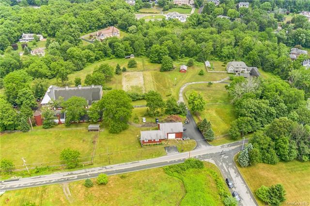 568 Eagle Valley Rd in Tuxedo, NY - Building Photo