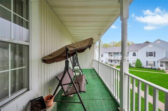 275 Fairview Cir in Middle Island, NY - Building Photo - Building Photo