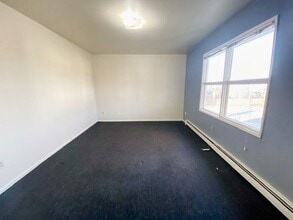 3934 W 30th Ave in Anchorage, AK - Building Photo - Building Photo