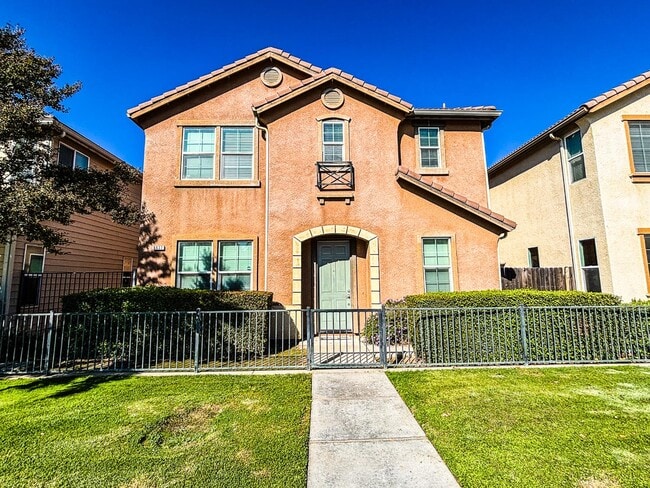 property at 5537 N Gates Ave