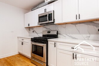 3838 W George St in Chicago, IL - Building Photo - Building Photo
