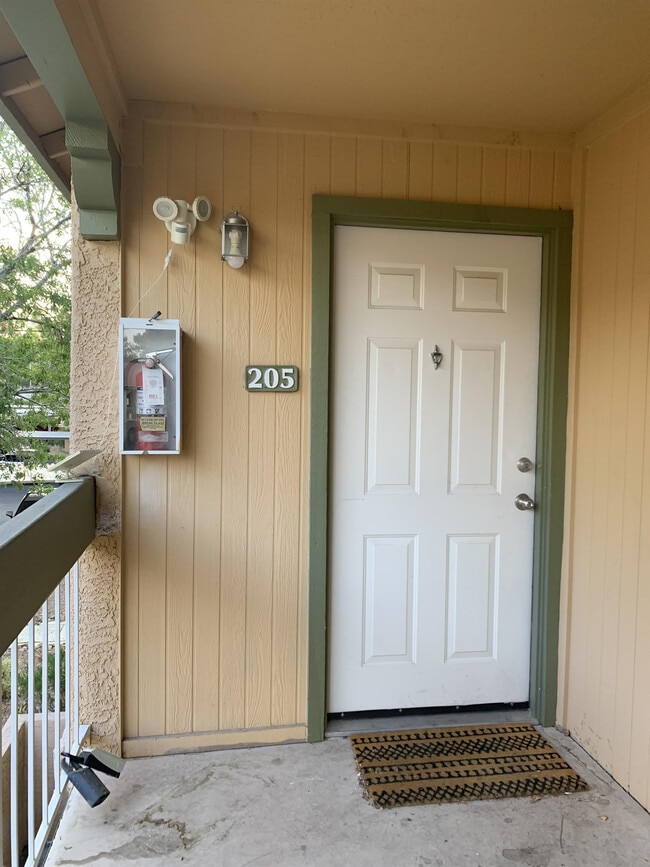 property at 5162 S Jones Blvd