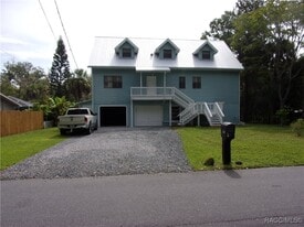 905 N Palm Springs Terrace in Crystal River, FL - Building Photo