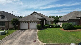 10469 Treviso Pl in Montgomery, AL - Building Photo
