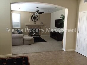 6768 Maple Creek Dr in Roseville, CA - Building Photo - Building Photo