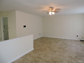 7031 Redondo Dr in Pensacola, FL - Building Photo - Building Photo