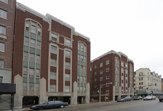 Jeffery Apartments in Chicago, IL - Building Photo - Building Photo