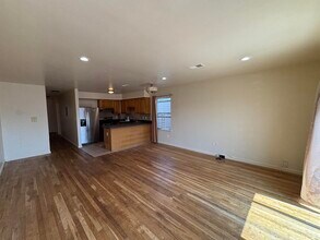 68 Pamrapo Ave in Jersey City, NJ - Building Photo - Building Photo