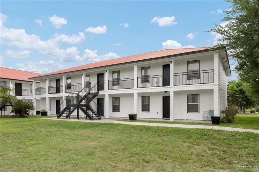 12 Stubbs St in Edinburg, TX - Building Photo