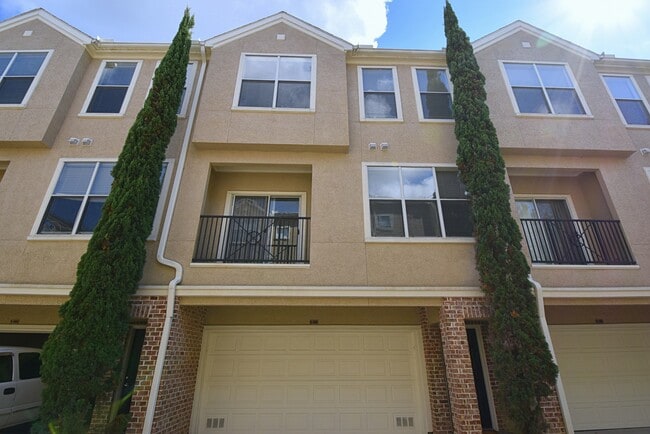 12707 Boheme Dr