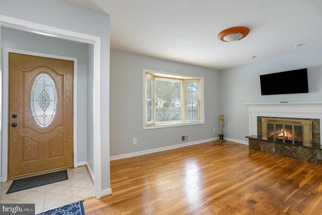5150 Echols Ave in Alexandria, VA - Building Photo - Building Photo