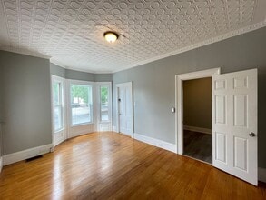 31 Pennacook St in Manchester, NH - Building Photo - Building Photo