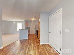 208 E Waverly Pl Ct in Columbia, SC - Building Photo - Building Photo