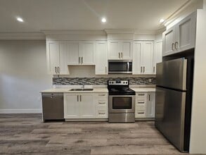 5483-5188 188 St in Surrey, BC - Building Photo - Building Photo