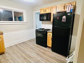 27 Maplelawn St SE in Grand Rapids, MI - Building Photo - Building Photo