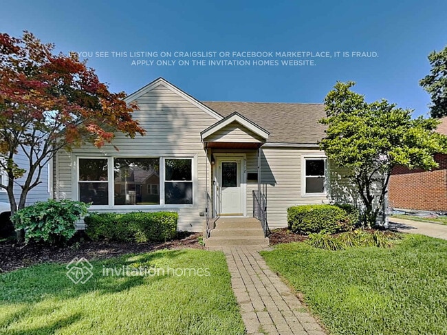 property at 9112 S 53rd Ct