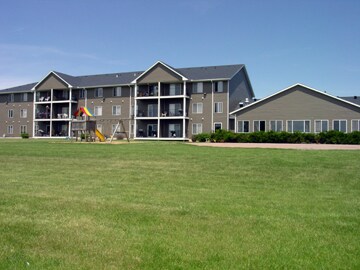 Kingsport Village Apartments in Sioux Falls, SD - Building Photo