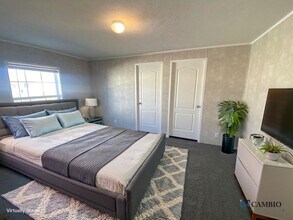 35 Lou Henry Ln in West Branch, IA - Building Photo - Building Photo